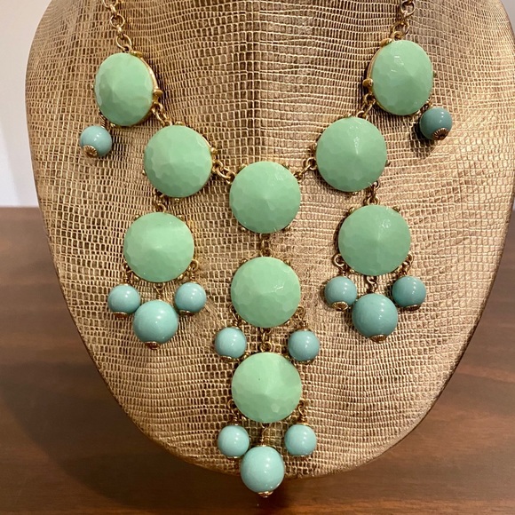 J. CREW Bubble Statement Necklace - Picture 5 of 9